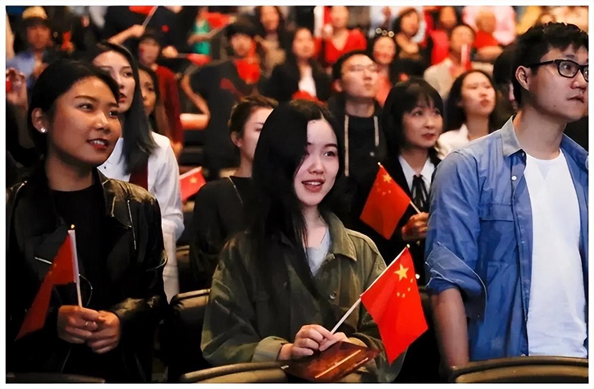 华侨和华裔哪个是中国人（华侨华人华裔区别）(图2)