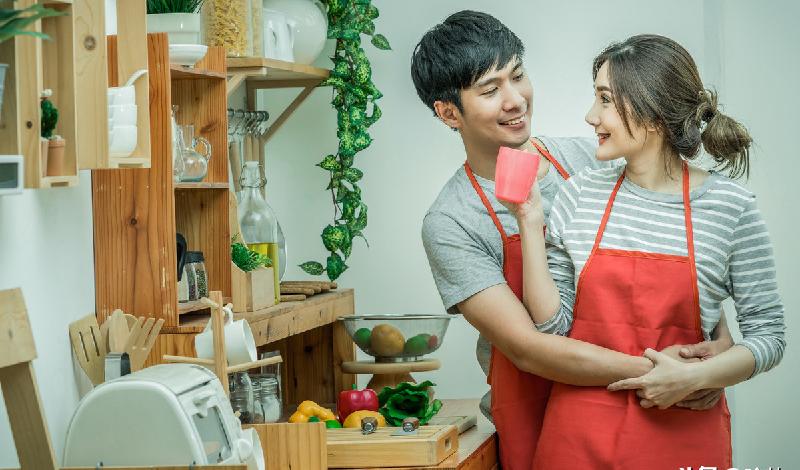 婚外情一年后男人的心理（婚外情一年男人的心理变化）(图2)