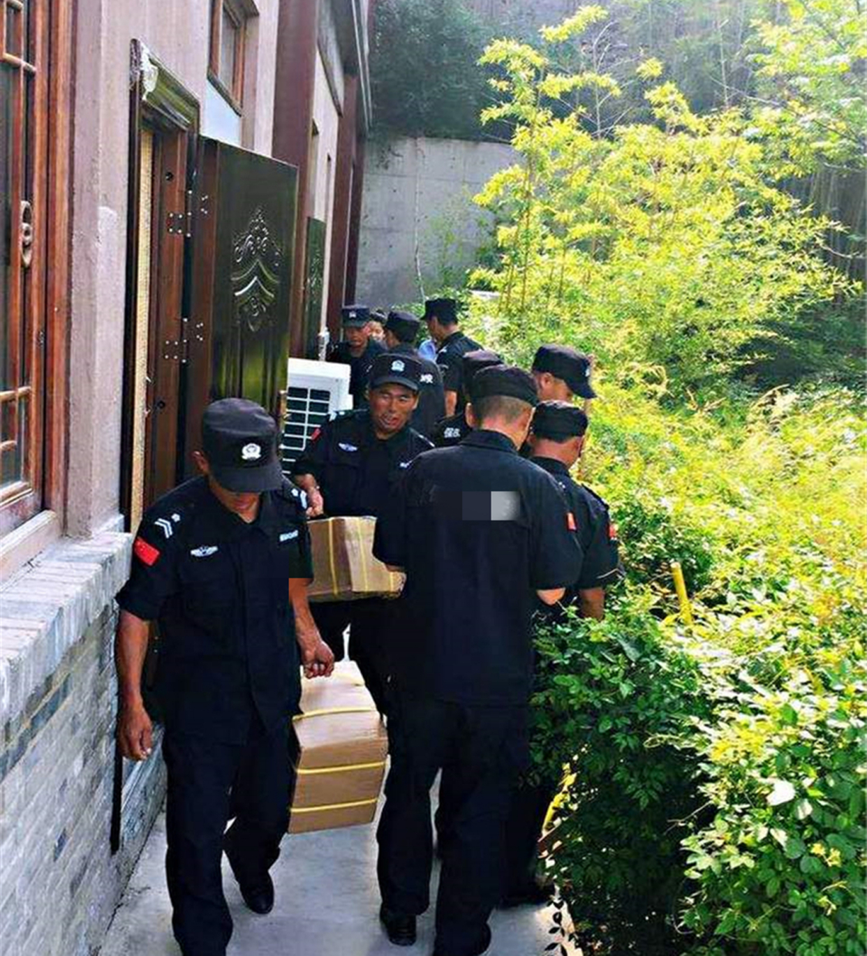 保安每月工资是多少（保安工资一般多少钱一个月）(图3)
