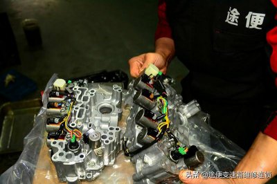 ​变速箱顿挫修一下多少钱（汽车提速时一怂一怂顿挫感什么原因）