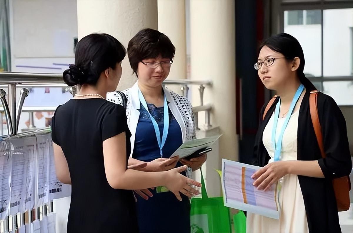 大学读小语种好就业吗（小语种是什么意思）(图1)