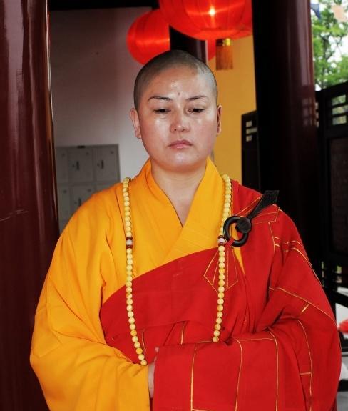 中国的尼姑最早出现于什么朝代（中国的尼姑最早是何时出现的）(图6)
