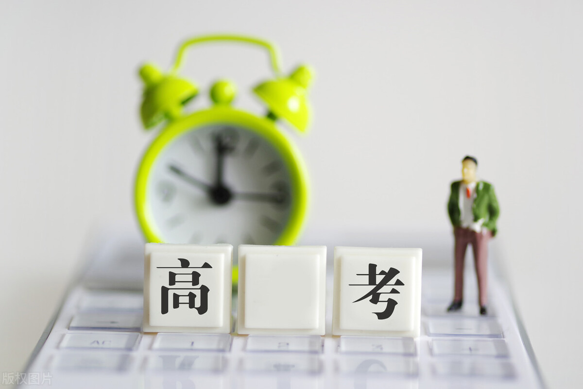 网络与新媒体专业介绍及就业方向（网络与新媒体专业学什么科目）(图2)