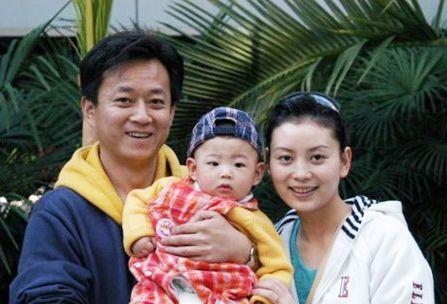 朱军的老婆，朱军的妻子个人资料,本文共（3226字）