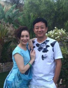 ​朱军的老婆，朱军的妻子个人资料