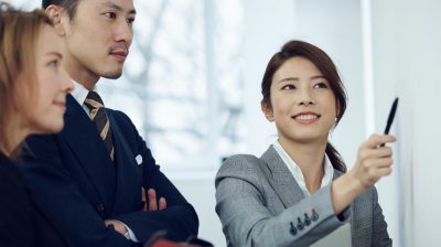 ​怎样选择 HR 系统，让公司管理有效又规范？