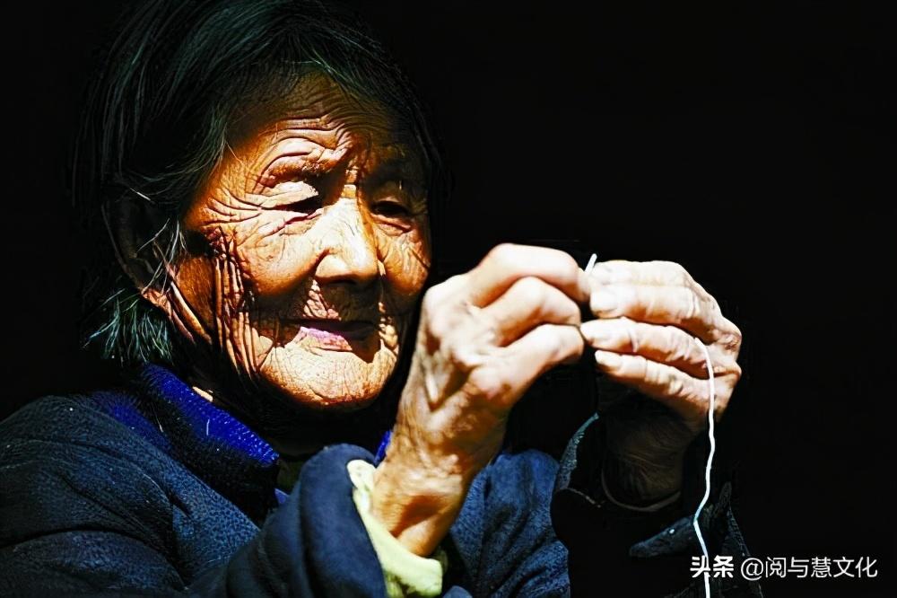 谁言寸草心报得三春晖的修辞手法是什么（谁言寸草心报得三春晖的修辞手法）(图3)