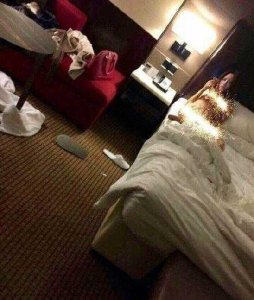 ​王宝强的媳妇，王宝强现任妻子冯清(王宝强女友冯清个人资料图片)