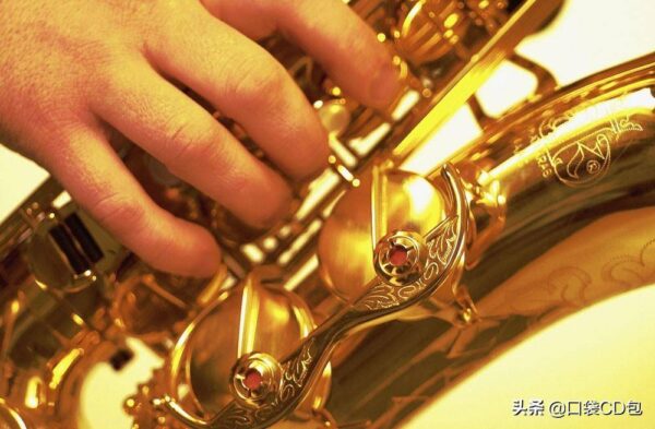 金典萨克斯十大名曲(非常好听的50首萨克斯)-1