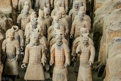 ​世界奇观有哪些（和金字塔一样的世界奇观还有哪几处）