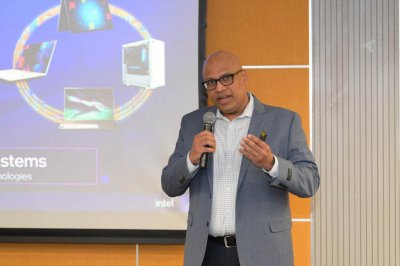 ​英特尔联手应用宝，打破 Android 与 Windows 间隔阂