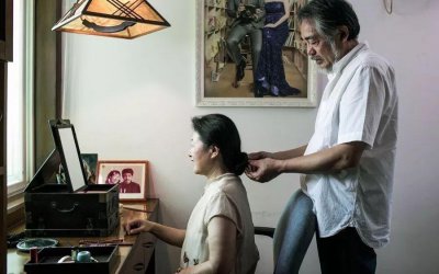 ​杭州60岁“宠妻狂魔”：妻子喜欢什么，我就做什么！这就是嫁给爱情的样子