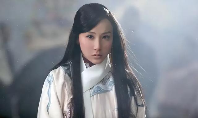 整容失败图片（蛇精脸、猪鼻子、面部僵硬）