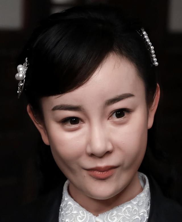整容失败图片（蛇精脸、猪鼻子、面部僵硬）