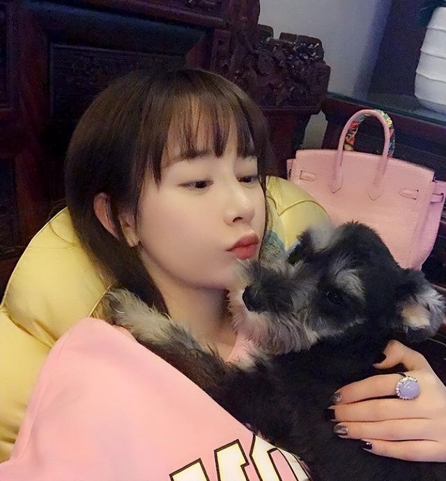 整容失败图片（蛇精脸、猪鼻子、面部僵硬）