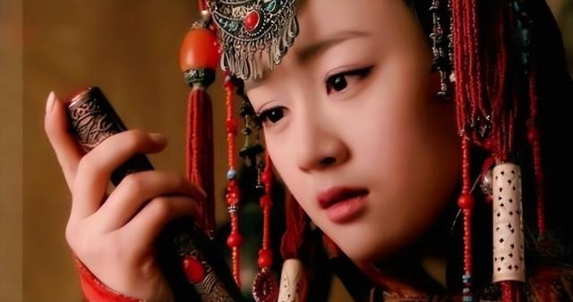整容失败图片（蛇精脸、猪鼻子、面部僵硬）