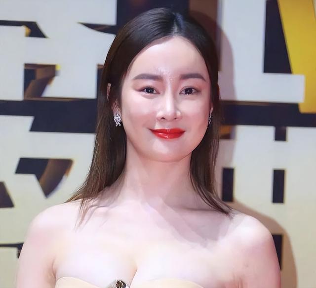 整容失败图片（蛇精脸、猪鼻子、面部僵硬）