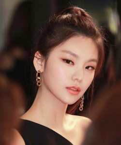 ​眼睛小如何化妆来弥补这一缺陷(小眼睛化妆必学技巧)