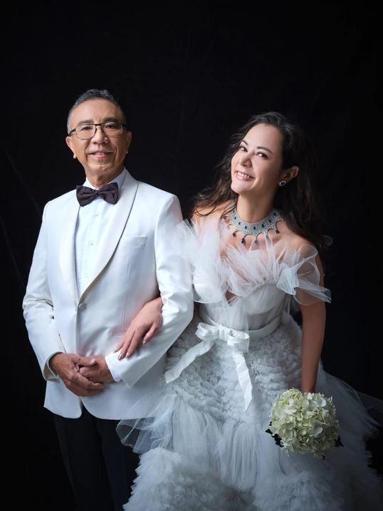 九龙巴士创始人是谁？香港九龙巴士现任老板个人简介
