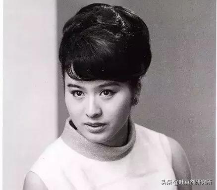 栗原玛雅(栗原小卷74岁依然优雅)