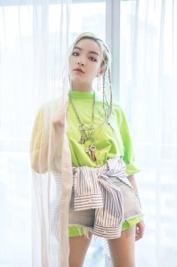​vava拒绝金曲奖杯原因是什么直言六大缺点扭头走人