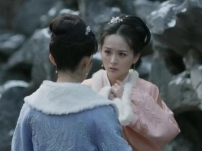 ​余嫣然余嫣红什么关系