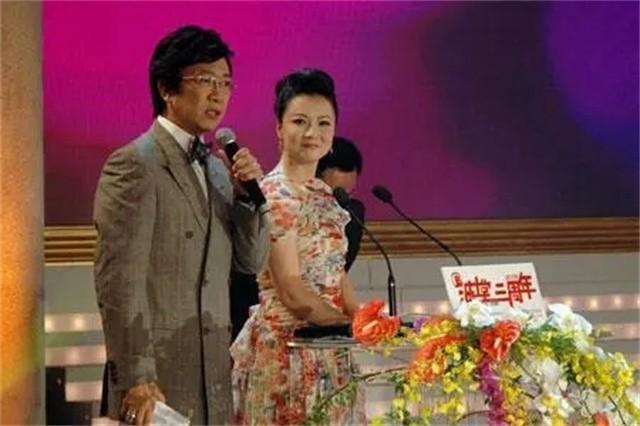 东方卫视名嘴袁鸣 