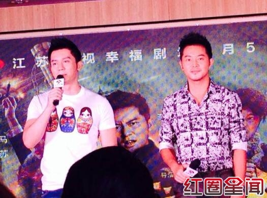 李晨支持范冰冰马震激情戏 范冰冰李晨甜蜜约会范爷下跪照片