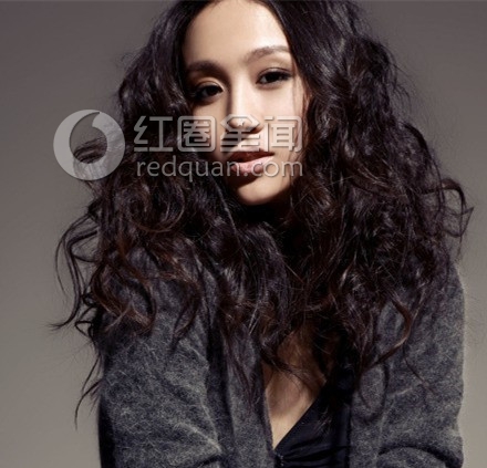 丁子玲的老公是谁 丁子玲和人亲嘴图片是真的吗