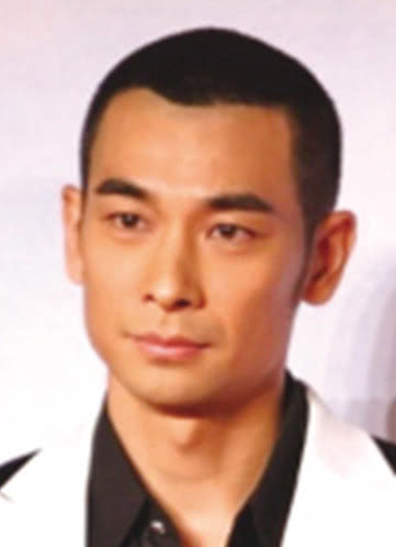 赵文卓个人资料写真作品