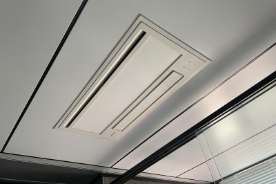 ​卫生间的浴霸是什么意思（风暖浴霸到底好不好用）