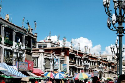 ​大昭寺在哪里介绍（大昭寺位于拉萨市老城区的中心位置）