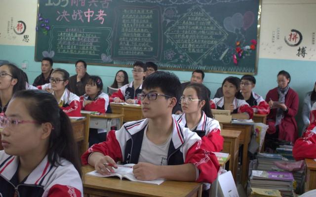 中考多少分可以上重点（22中考线早已公布）(2)