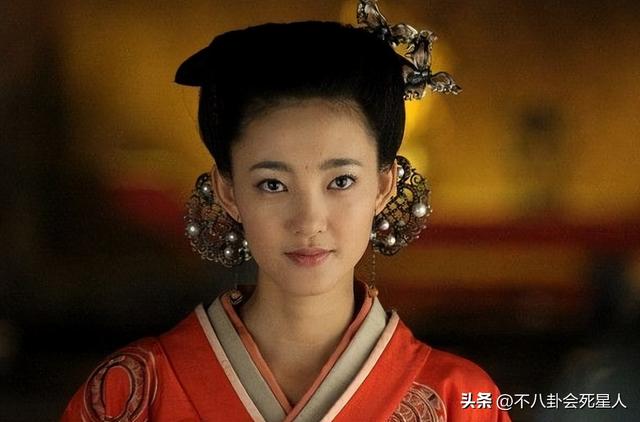 王丽坤当过小三吗（隐婚插足涉案10亿）(13)