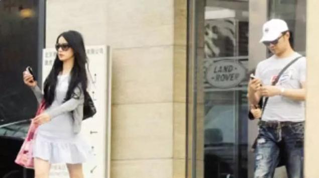 汪峰的二任老婆现状（四任妻子无缝衔接）(12)