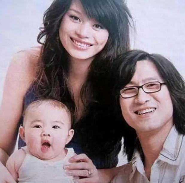 汪峰的二任老婆现状（四任妻子无缝衔接）(7)