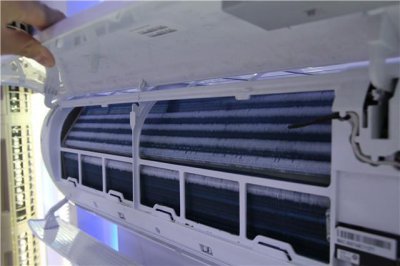 ​空调内机结冰了是什么原因（你的空调内机结冰了）