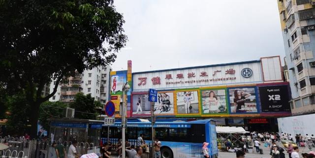 广州十三行服装批发市场能拿货吗（连十三行档口老板都来这里拿货卖）(4)