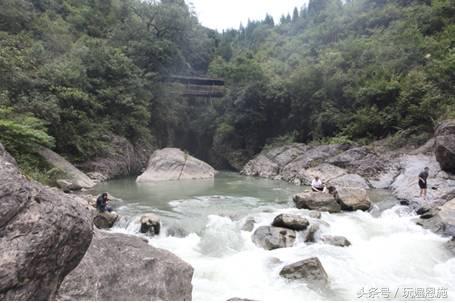 利川旅游必去的景点排名（最新最全旅游景点出炉）(138)