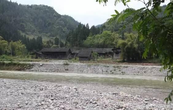 利川旅游必去的景点排名（最新最全旅游景点出炉）(142)