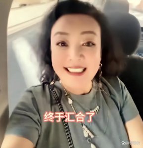 ​张兰终于和孙儿相聚去日本游玩，无视大 S 警告曝光孩子长相