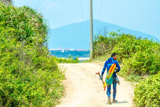 自驾三亚旅游攻略免费露营（三亚即将消失的渔村）(20)