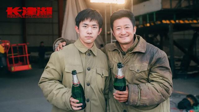 战狼2票房56亿吴京赚多少（长津湖票房超战狼2）(10)
