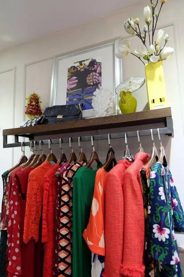 成都十大品牌服装城（成都藏在别墅和写字楼里的高端服装店）(9)