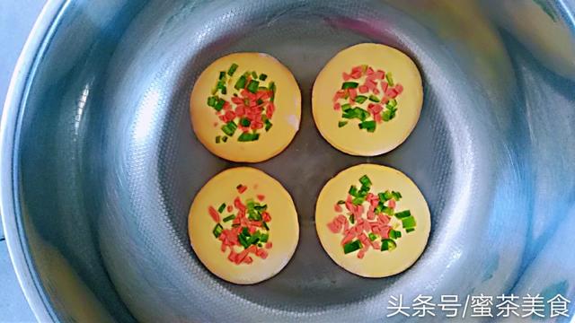 如何做出好吃的玉米面饼（简单易学还好吃）(10)