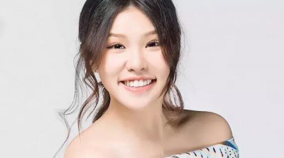 ​谢依霖个人资料简介及家世 7年后重看谢依霖