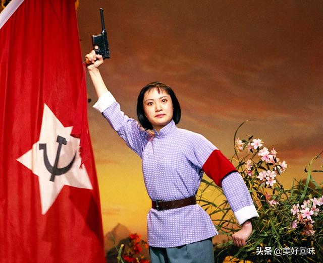 杨春霞饰演的白骨精（样板戏杜鹃山柯湘西游记白骨精）(9)