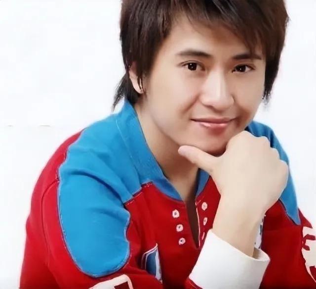 杨帆和妻子现状（娶平凡妻子李松奇）(3)