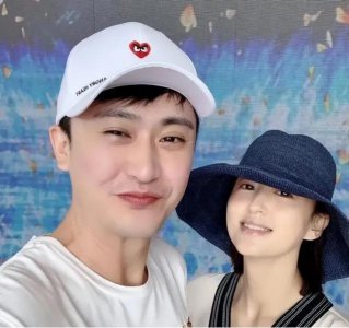 ​杨帆和妻子现状（娶平凡妻子李松奇）