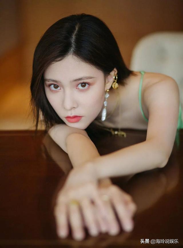 宋妍霏个人简介及资料（宋妍霏颜值出众的她）(34)